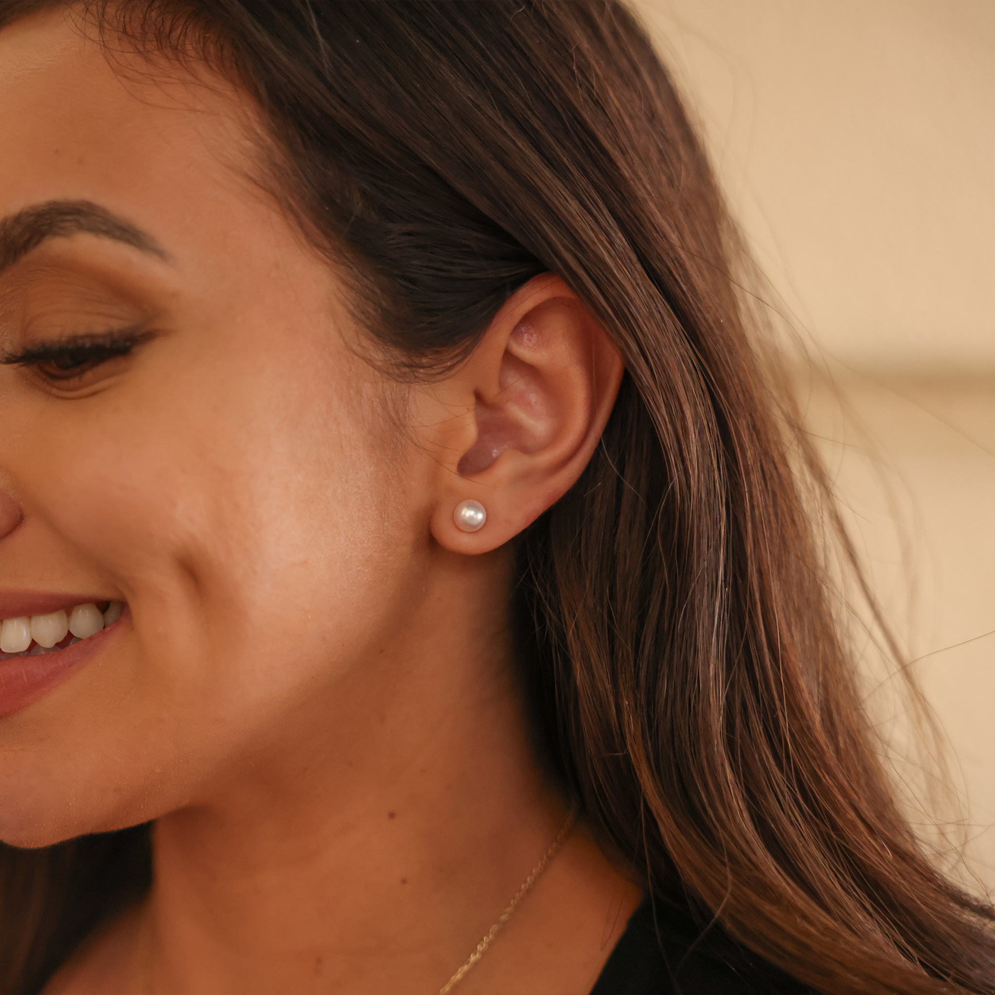 Akoya White Pearl Earrings in Gold - 6.5-7mm