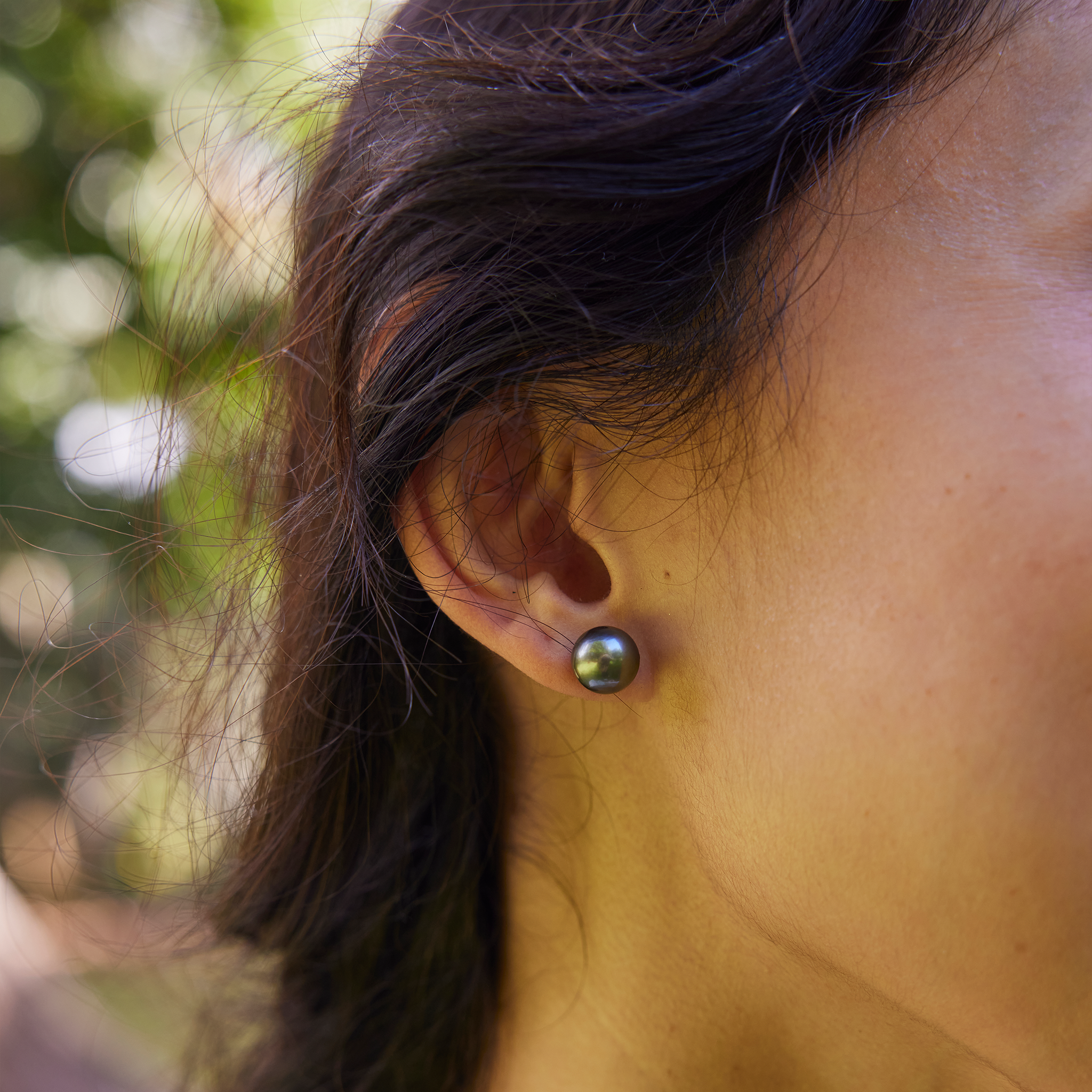 白金のタヒチの黒い真珠のイヤリング - 9-10mm