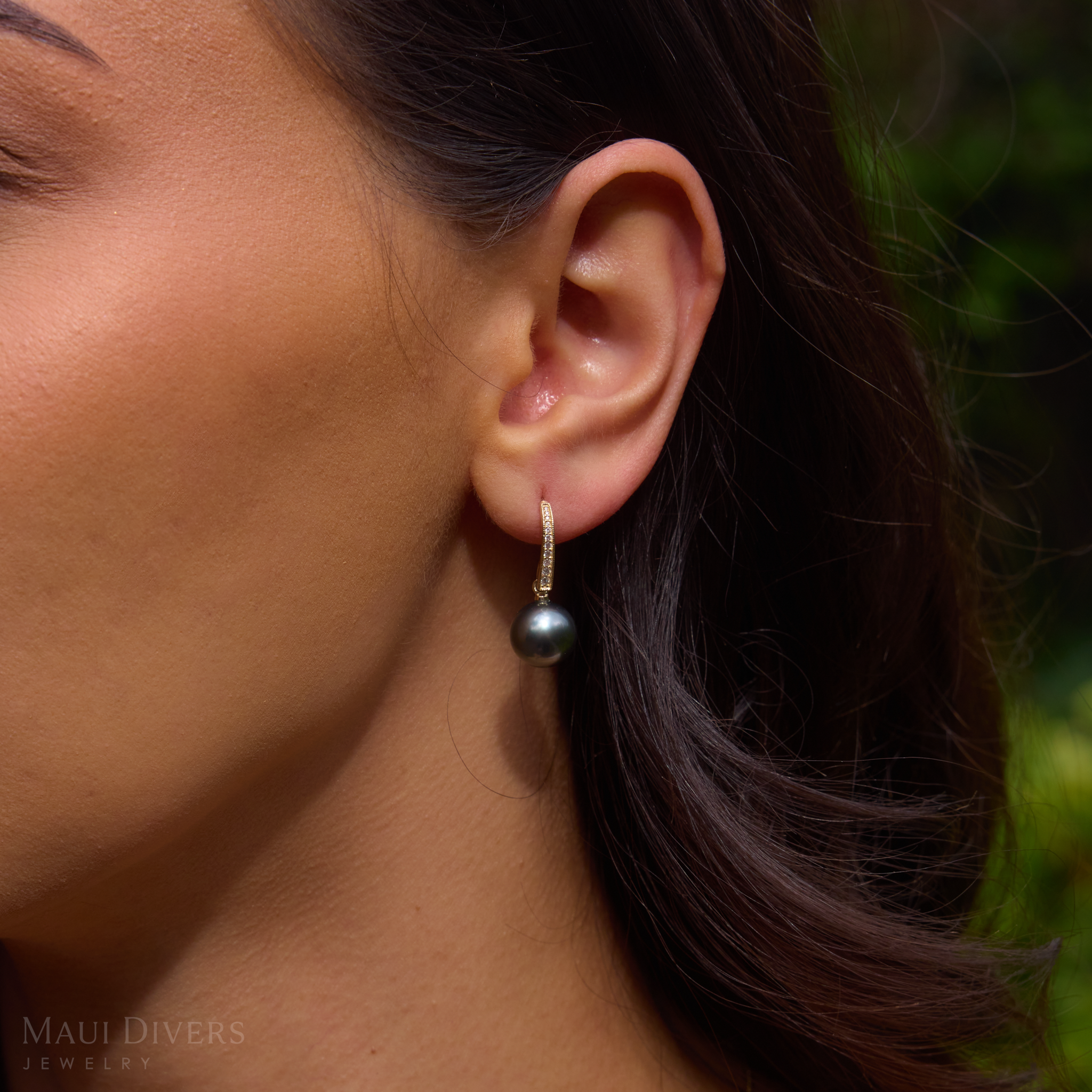 Schwarze Tahiti-Perlenohrringe in Gold mit Diamanten - 9-10 mm