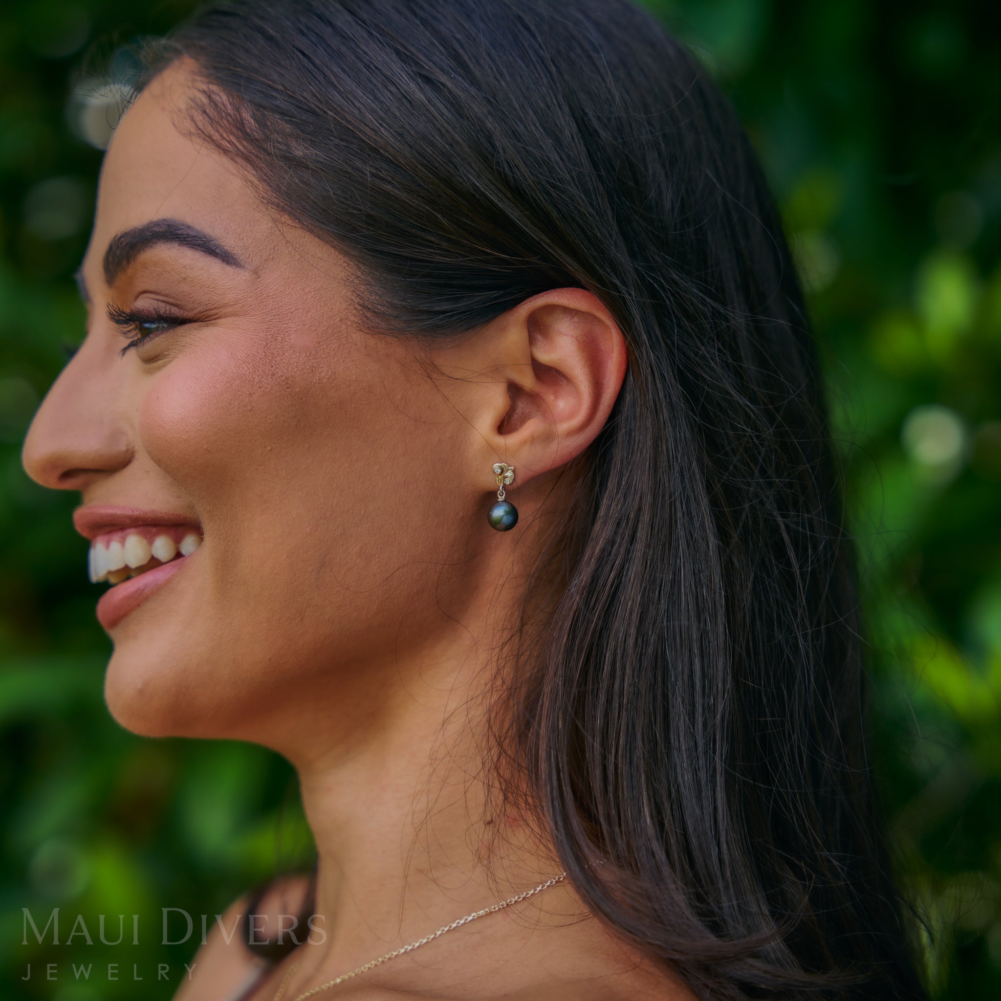 Living Heirloom Ohrringe mit schwarzen Tahiti-Perlen in Gold mit Diamanten - 8-9 mm