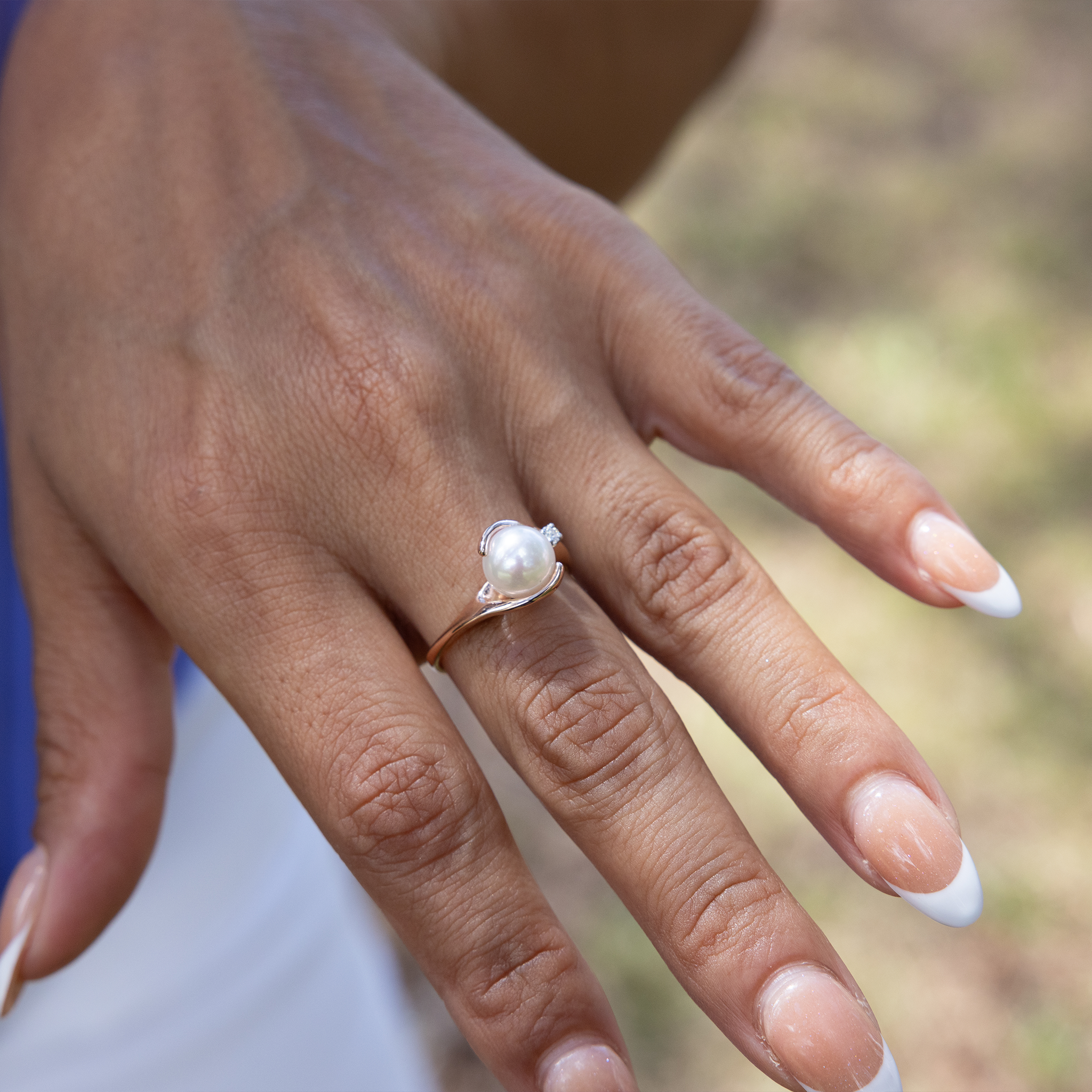 Akoya White Pearl Ring in Rose Gold with Diamond - 8mm