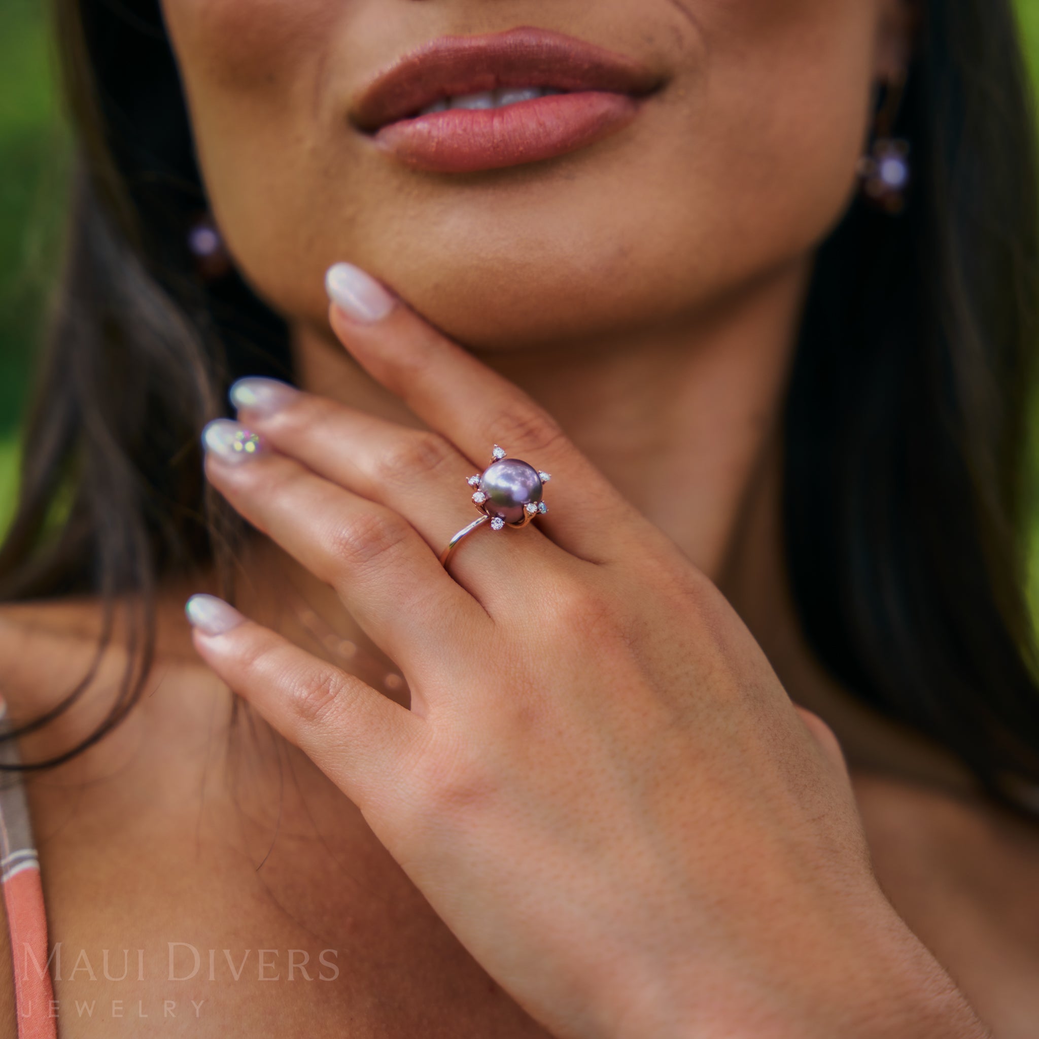 Diamondsとローズゴールドのプロテアライラック淡水パールリング - 10-11mm