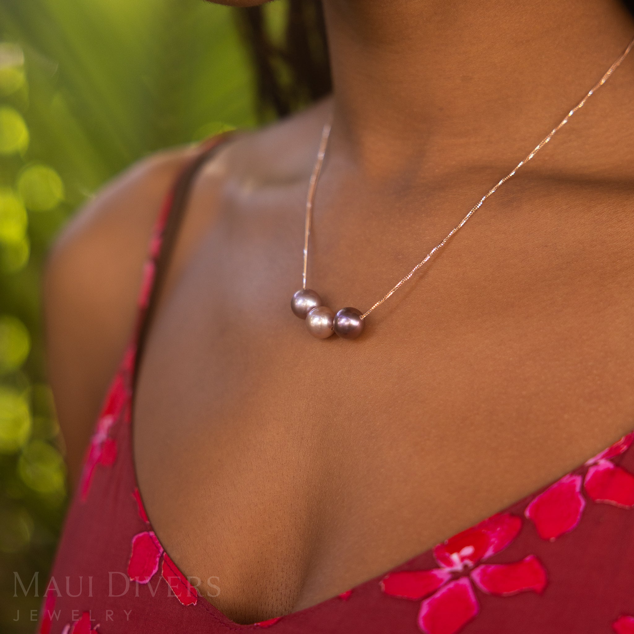 16-18" Adjustable Freshwater Lilac and Ultraviolet Pearl Necklace in Rose Gold - 10-11mm