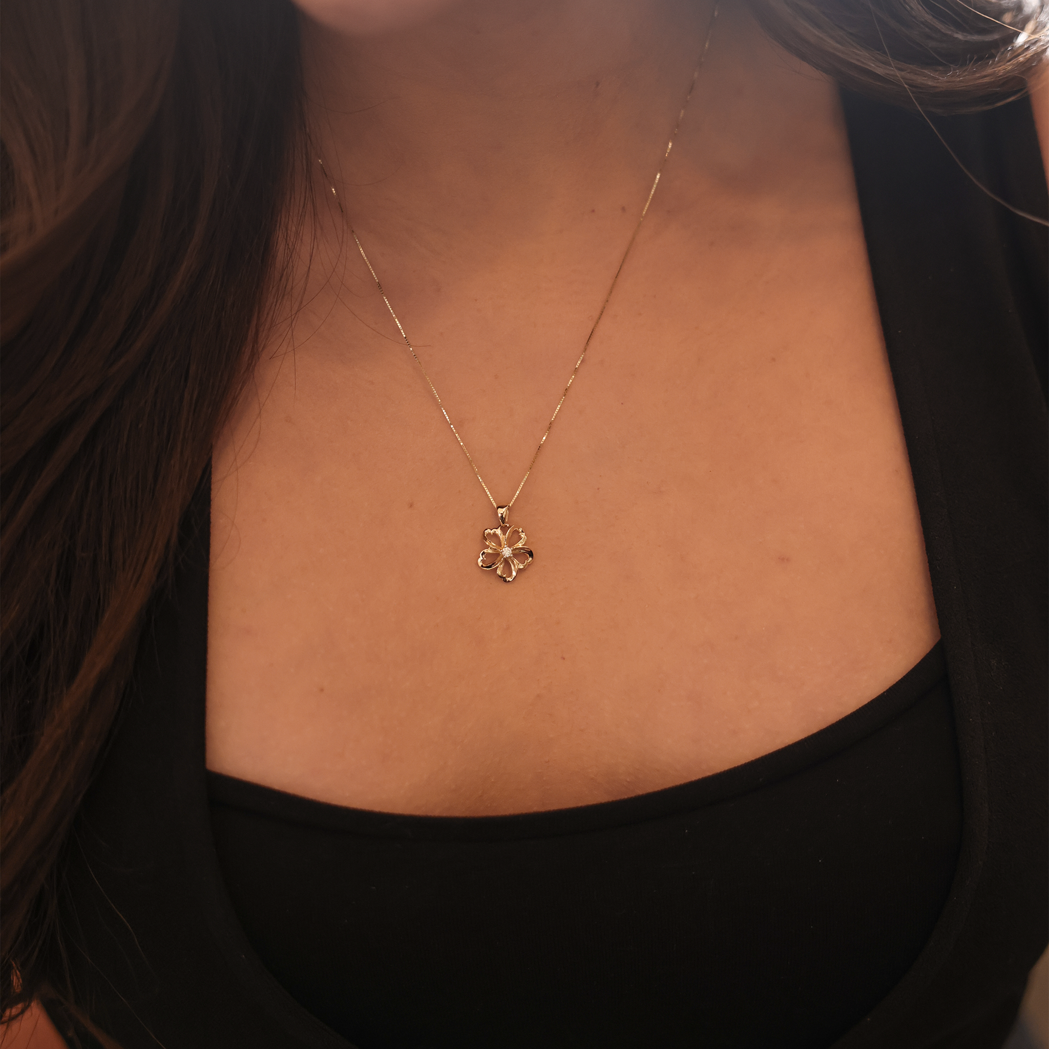 18" Plumeria-Anhänger/Halskette in Gold mit Diamant – 14 mm