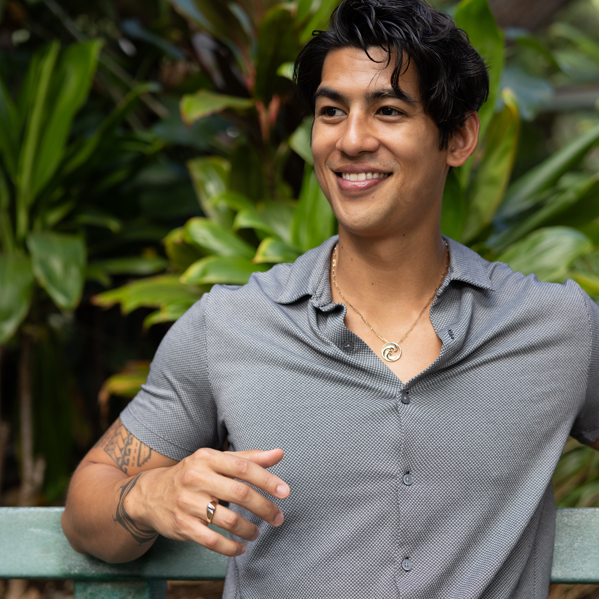 金の非対称ハワイアンブラックサンゴリング