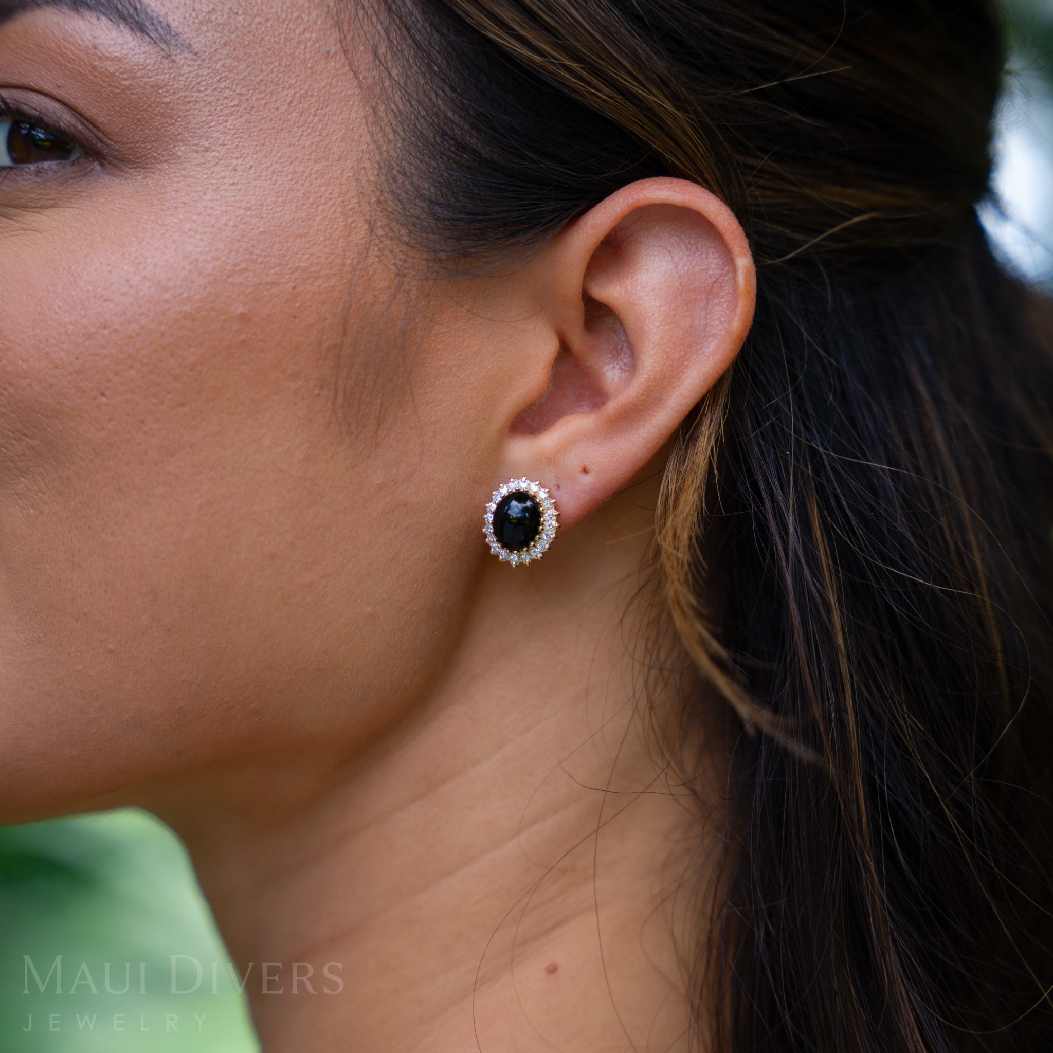 Princess Ka'iulani Black Coral Ohrringe in Gold mit Diamanten - 10 mm