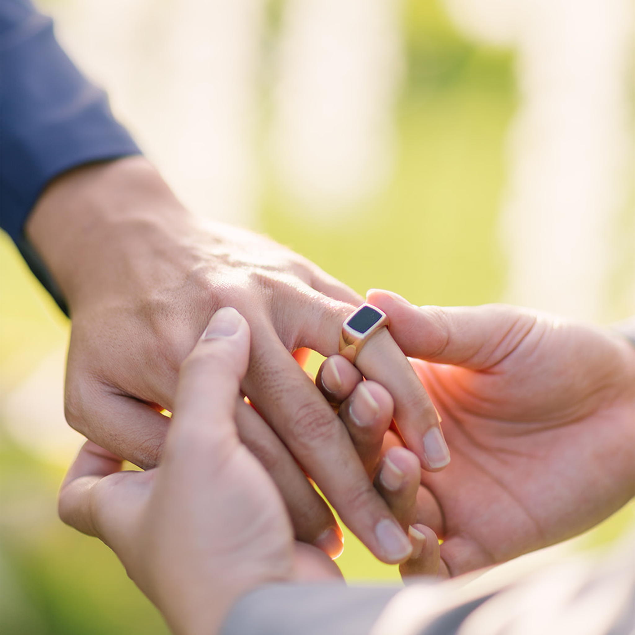 金の黒いコーラルリング - 12.5mm