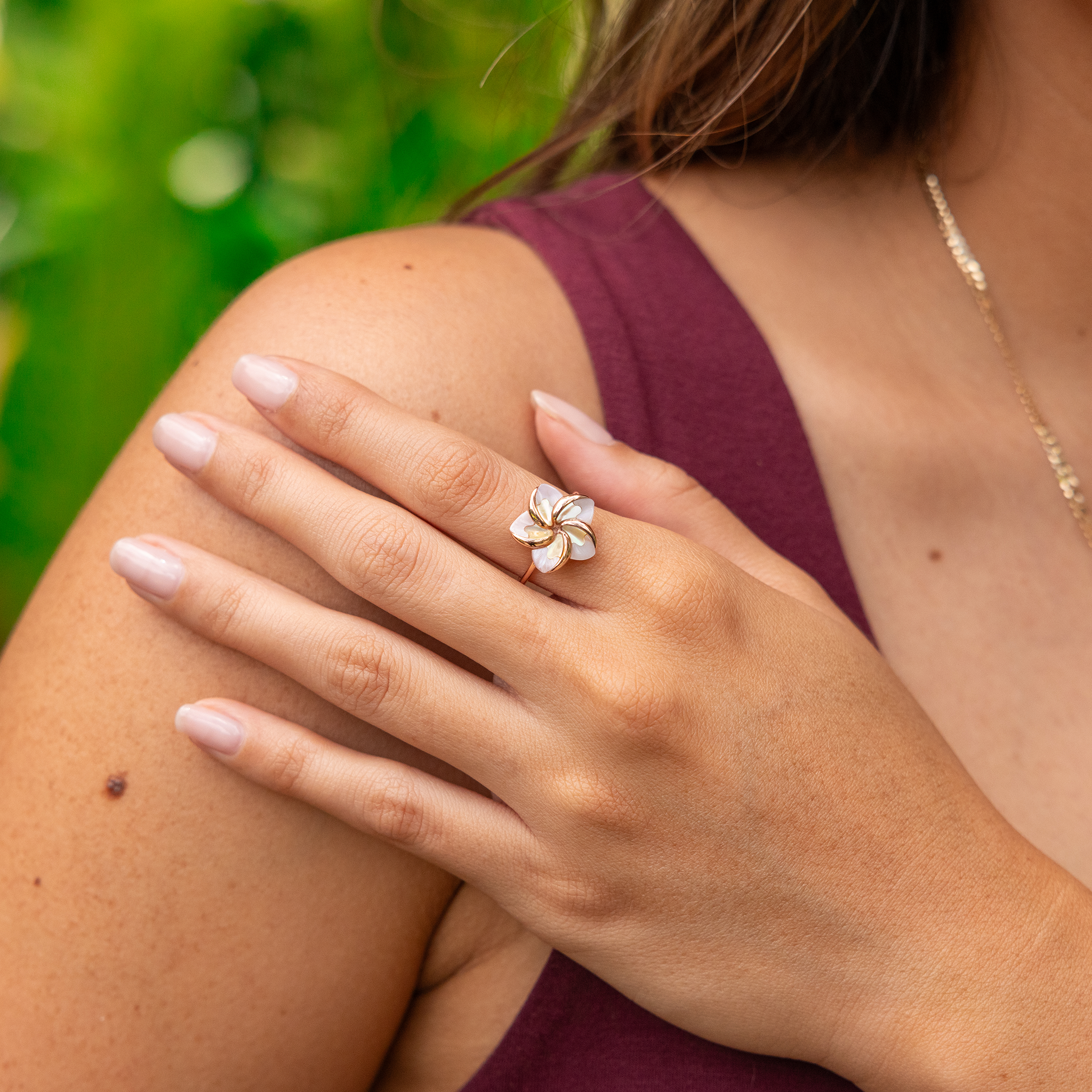 Plumeria Mother of Pearl Ring in Rose Gold - 16mm