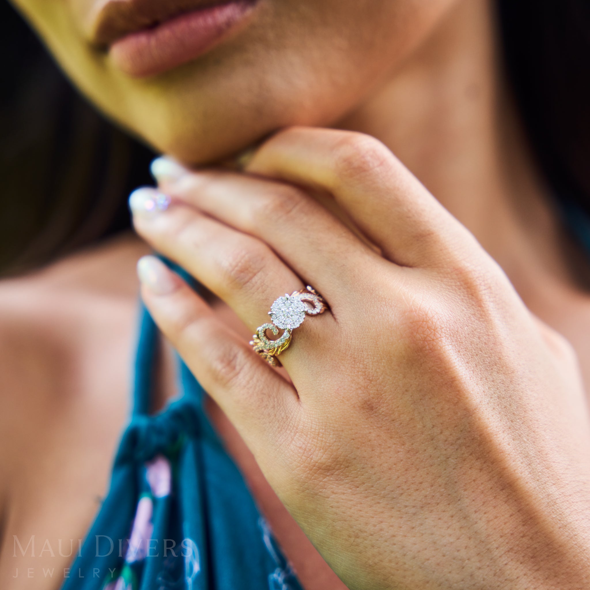 Hawaiian Heirloom Verlobungsring in zweifarbigem Gold mit Diamanten