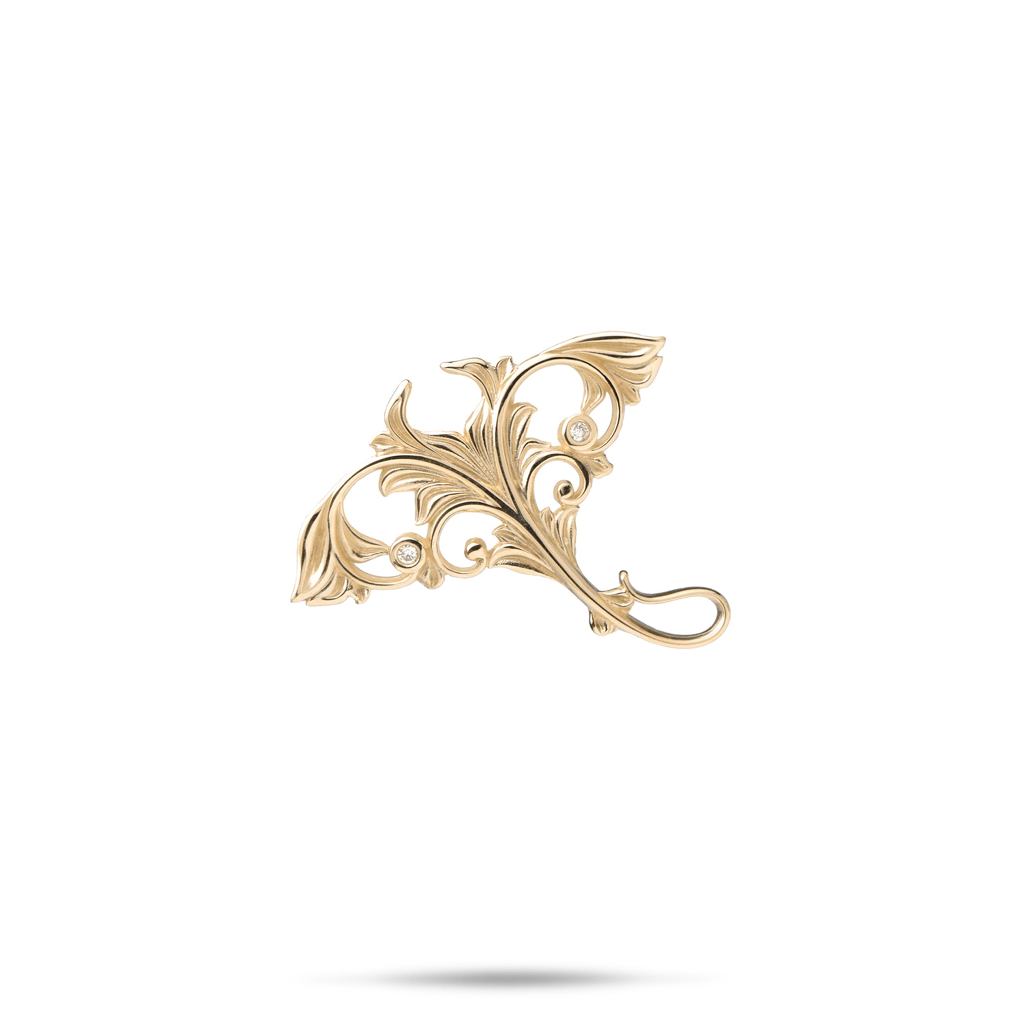 23mm Living Heirloom Manta Ray Pendant in Gold with Diamonds on a white background