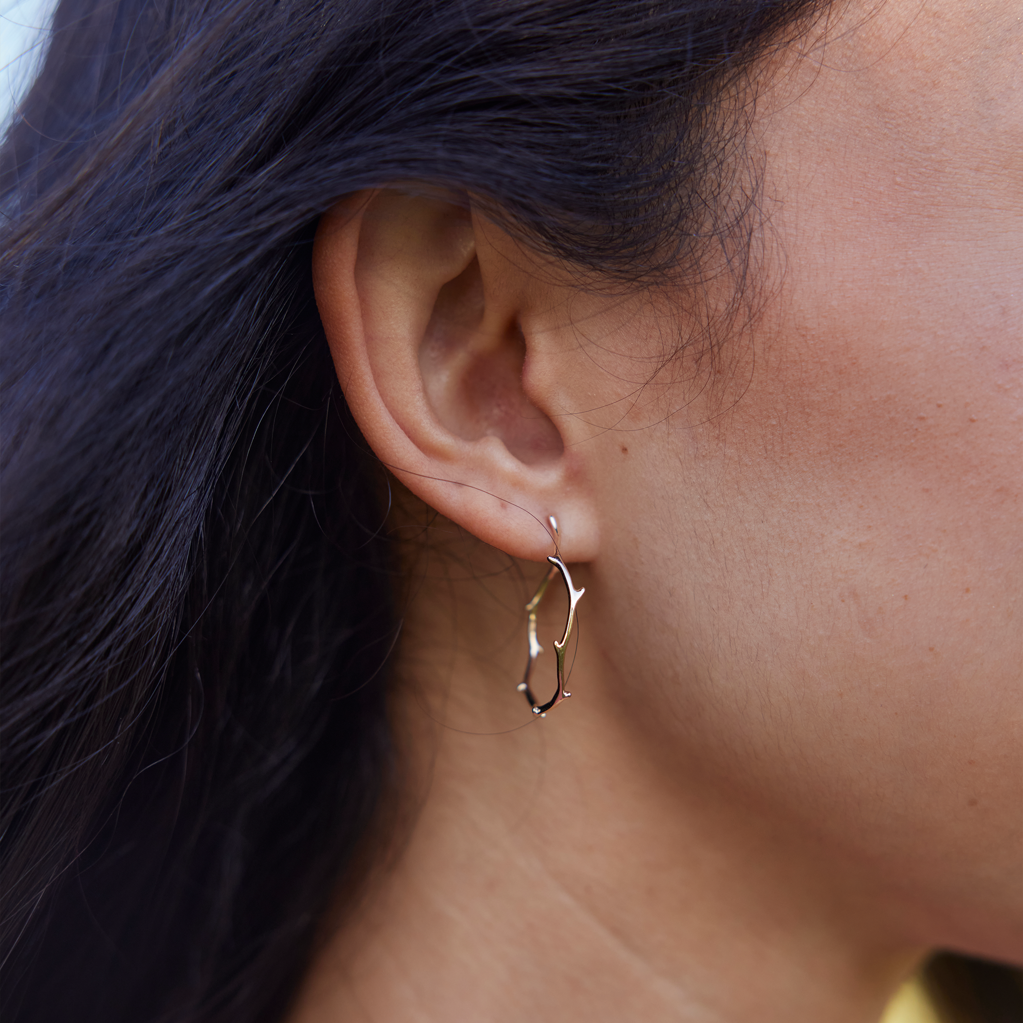 Heritage Hoop Earrings in Gold - 25mm