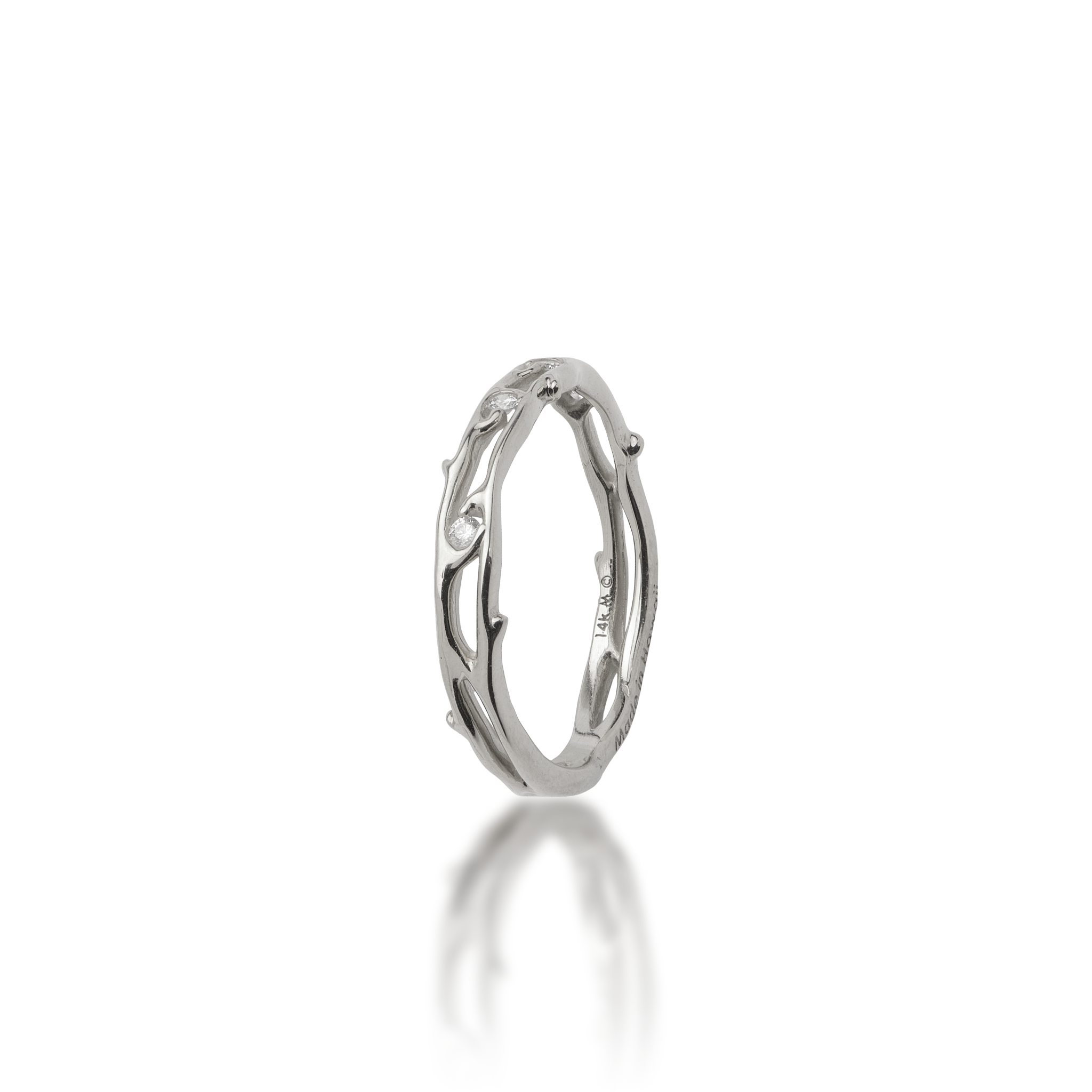 Heritage Ring in White Gold with Diamonds
