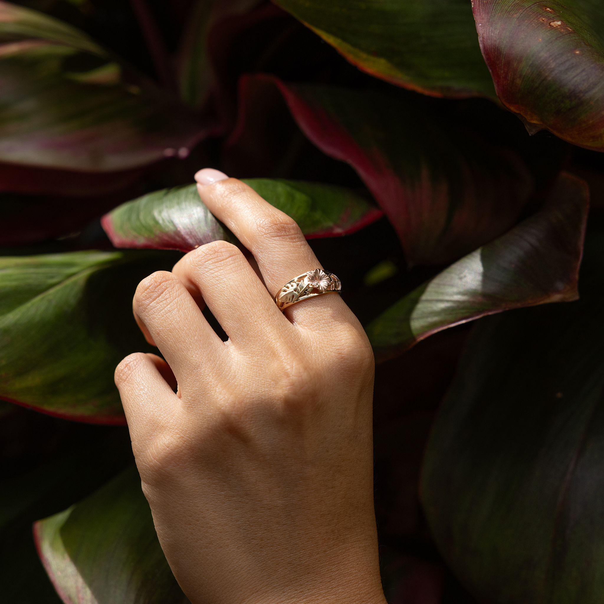 Hawaiian Gardens Hibiscus Ring in Tri Color Gold with Diamonds - 8mm