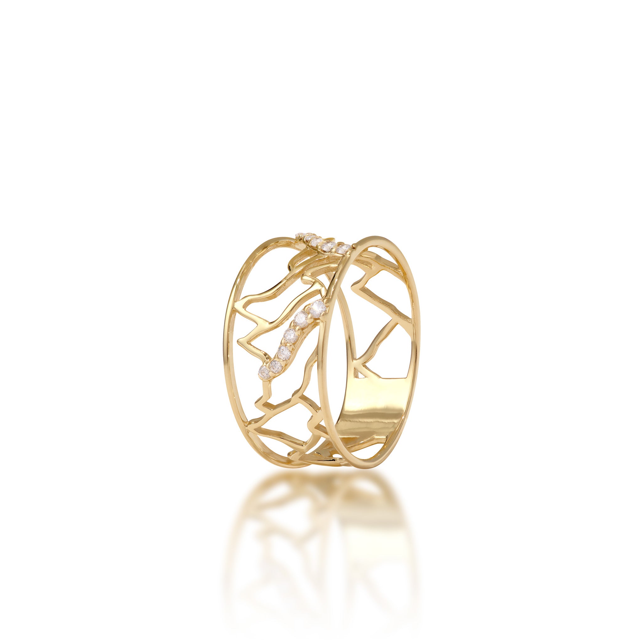10mm Koʻolau Waterfall Ring in Gold with Diamonds on a white background