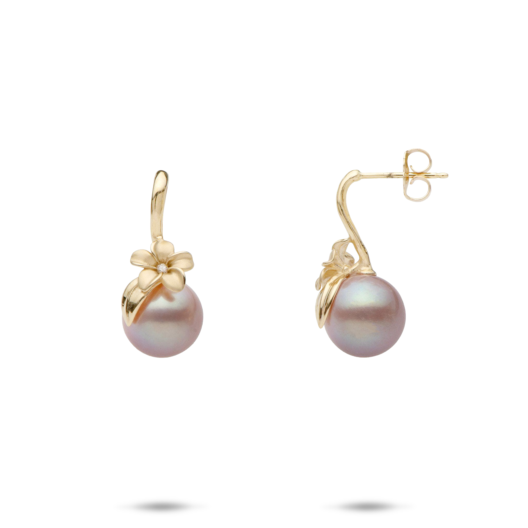 Plumeria-Lavendel-Süßwasserperlen-Ohrringe in Gold mit Diamanten – 9–10 mm