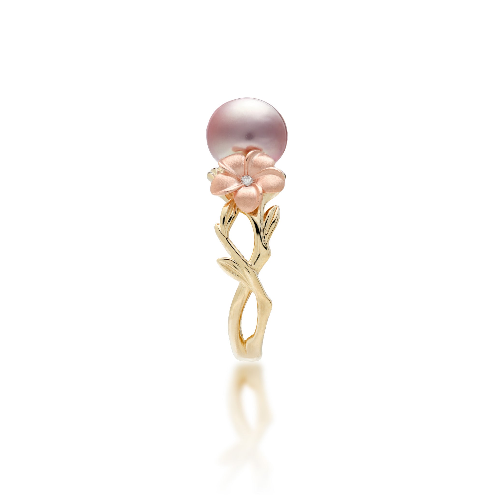 Right view of the Pearls in Bloom Plumeria 8mm Lavender Freshwater Pearl Ring in Tri Color Gold with Diamonds on a white background