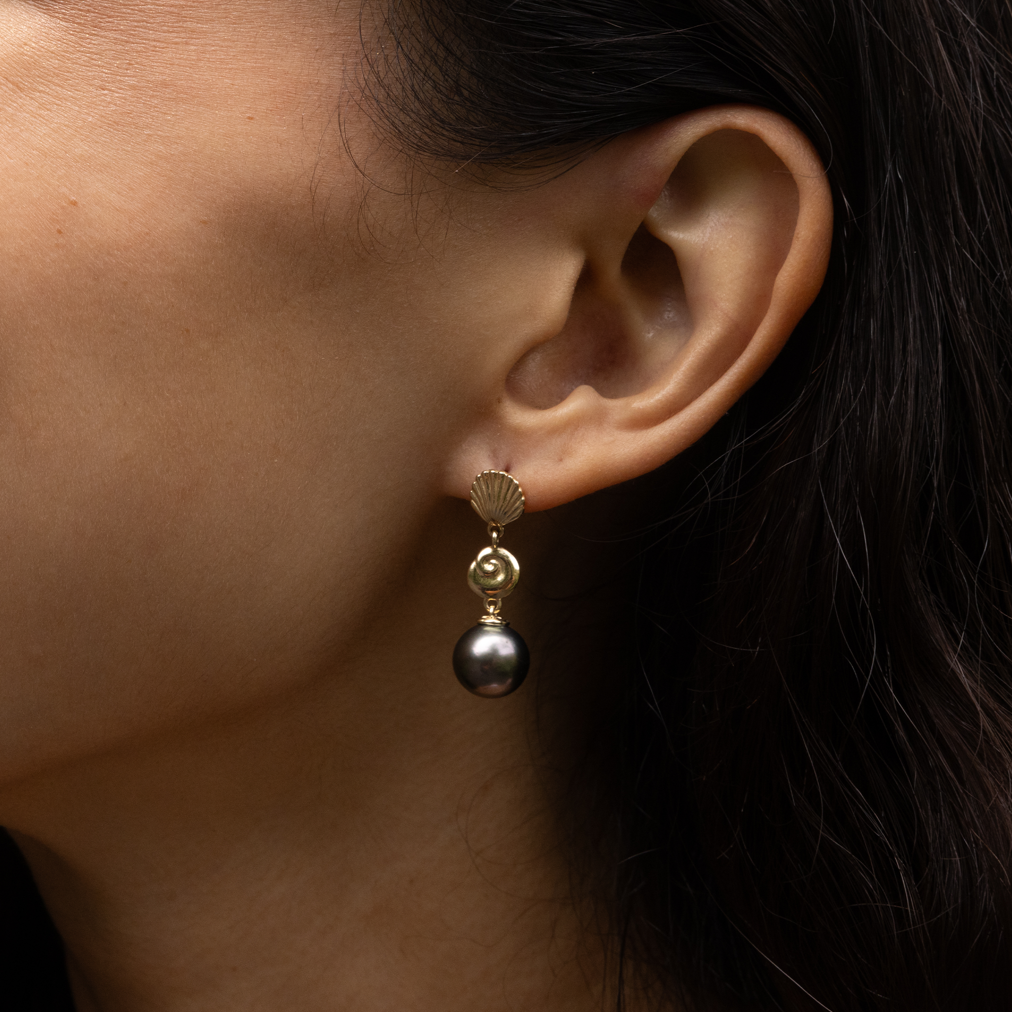 Boucles d'oreilles noires tahitiennes en or - 40 mm