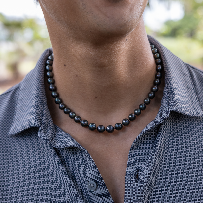 17-19" schwarzer Tahiti-Perlenstrang mit magnetischem Weißgoldverschluss - 8-11 mm
