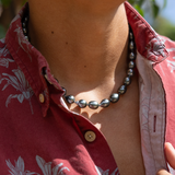 18-19" schwarzer Tahiti-Perlenstrang mit Goldverschluss - 10-12 mm