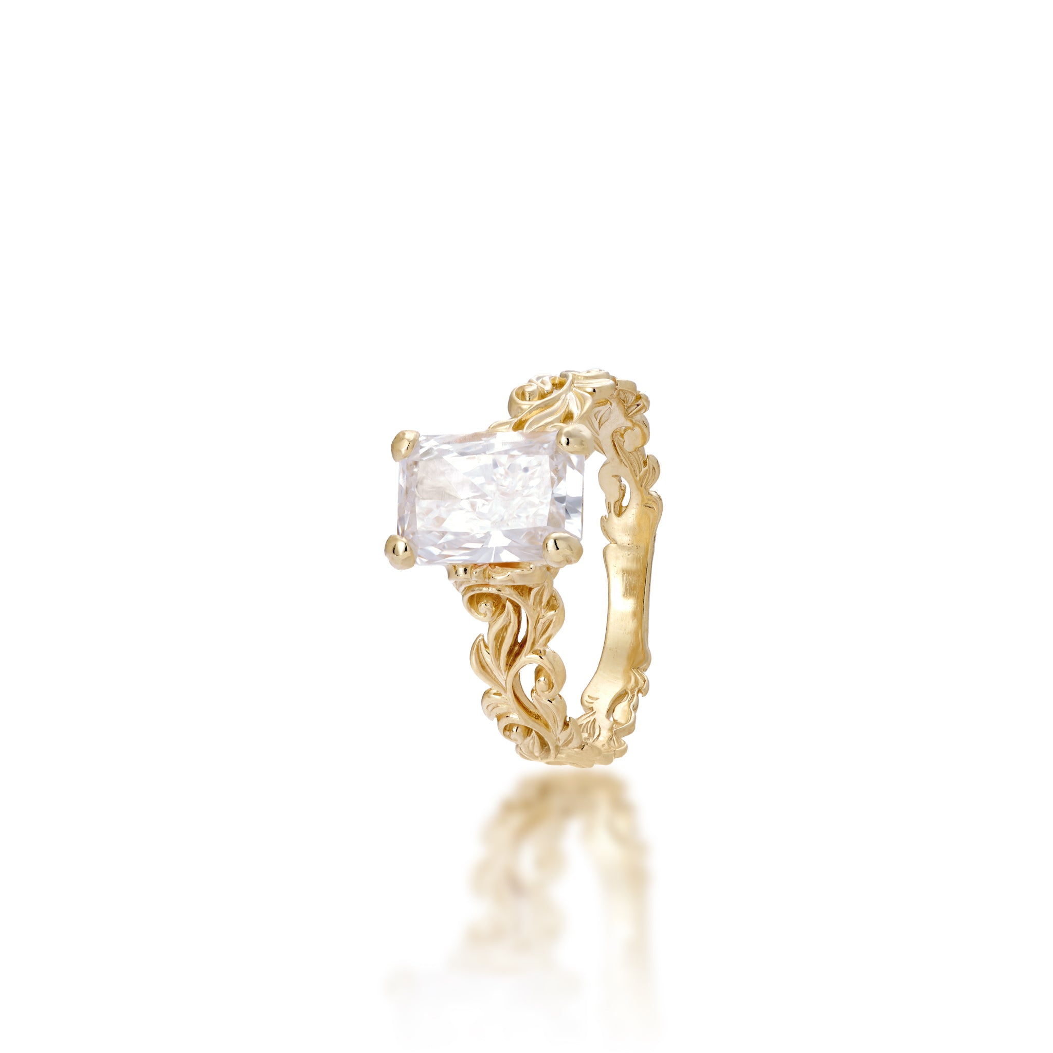 Living Heirloom Solitaire Lab Grown Diamond Engagement Ring in Gold