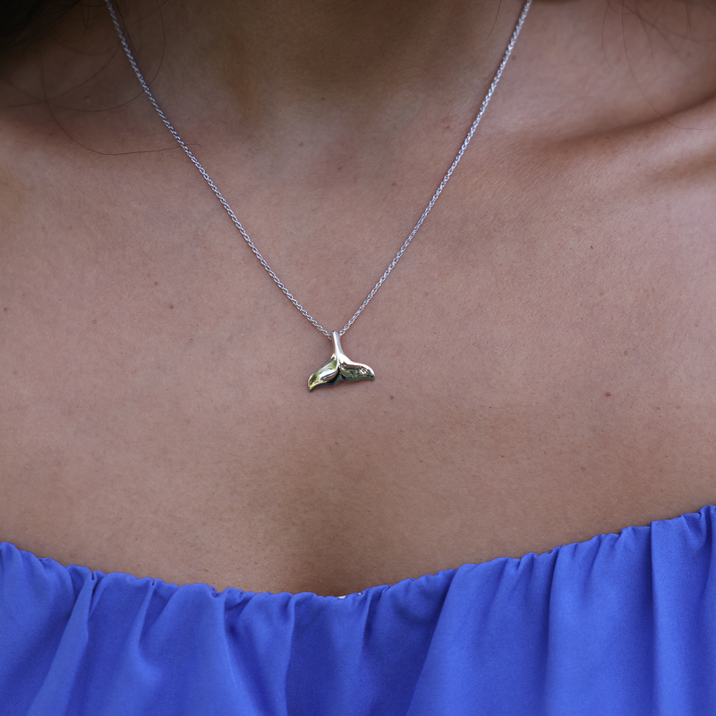 Whale Tail Pendant in White Gold - 16mm