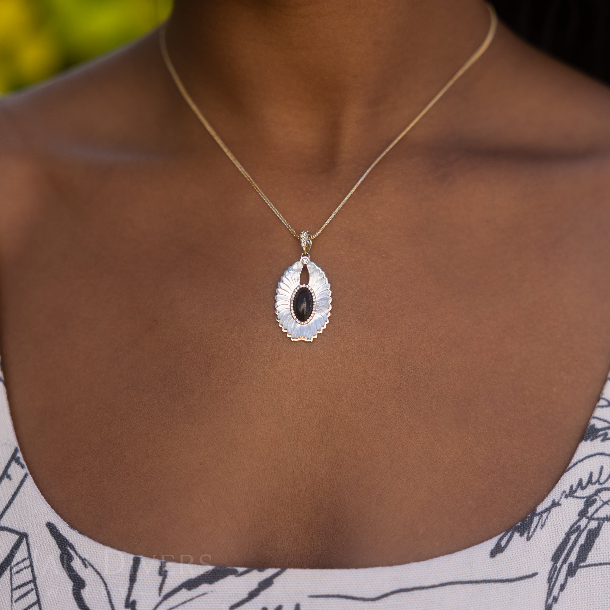 Pueo (Owl) Black Coral and Mother of Pearl Pendant in Gold with Diamonds - 28mm