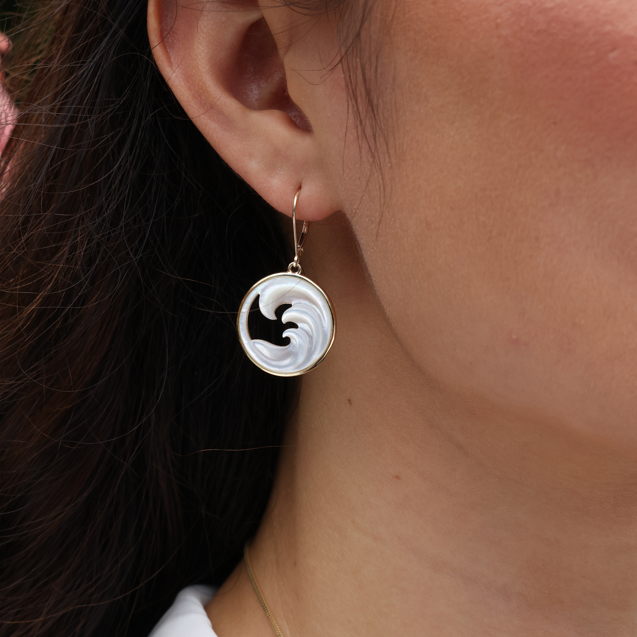NALU Mère des boucles d'oreilles en or - 22 mm