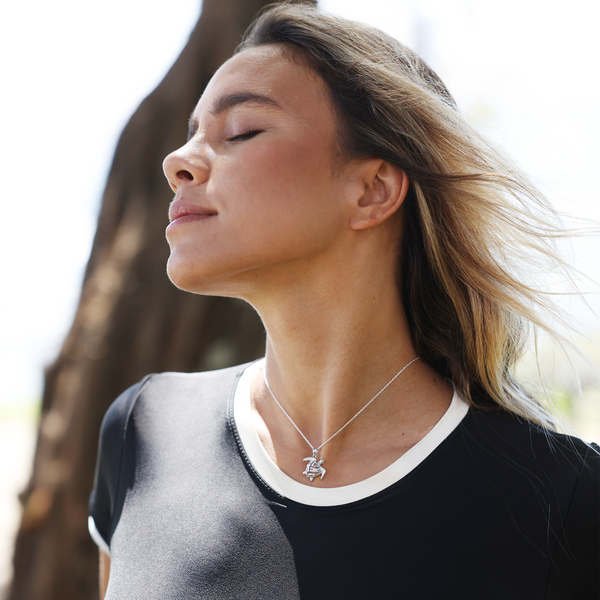 Honu Pendant in Sterling Silver - 19mm