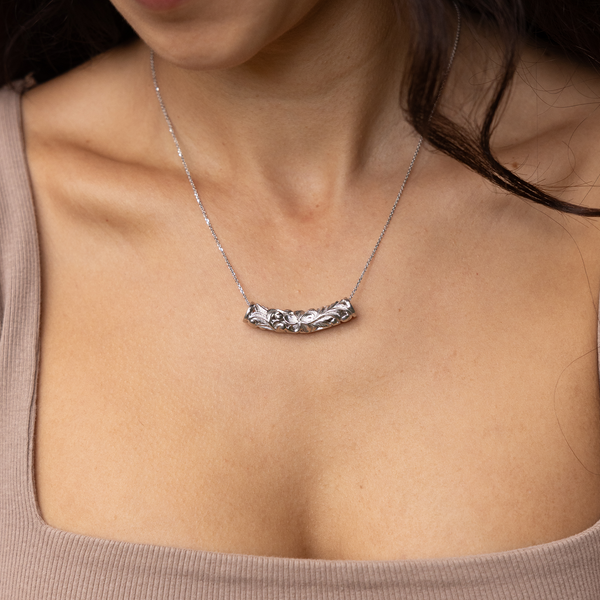 Hawaiianisches Erbstück Plumeria Barrel Anhänger aus Sterlingsilber - 7 mm