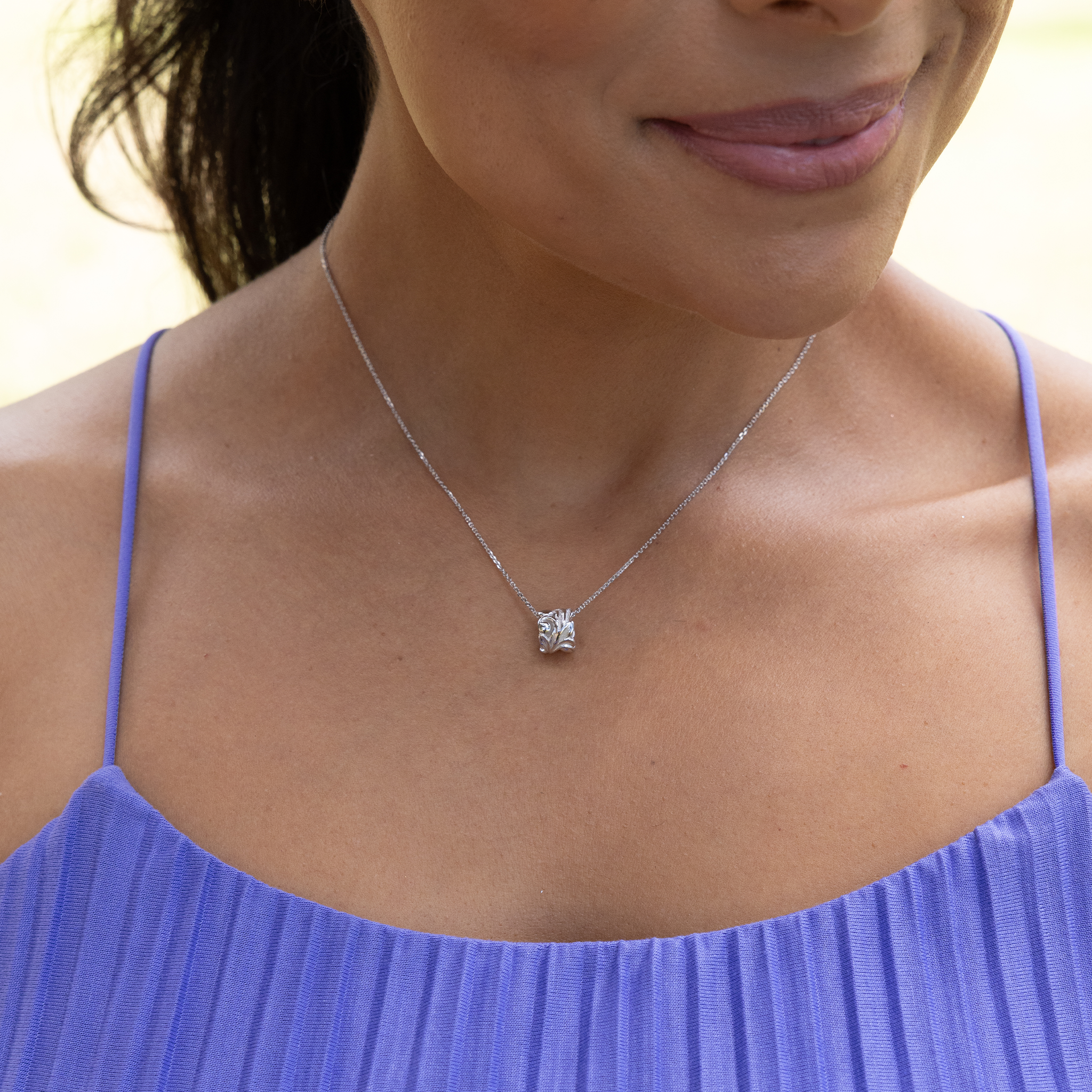 Hawaiian Heirloom Maile Scroll Barrel Pendant in White Gold - 8mm
