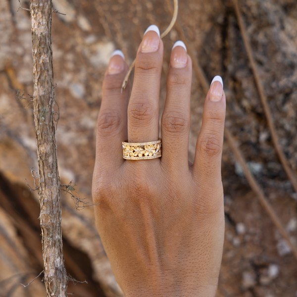 Hawaiian Heirloom Plumeria Ring in Gold mit Diamanten – 10 mm