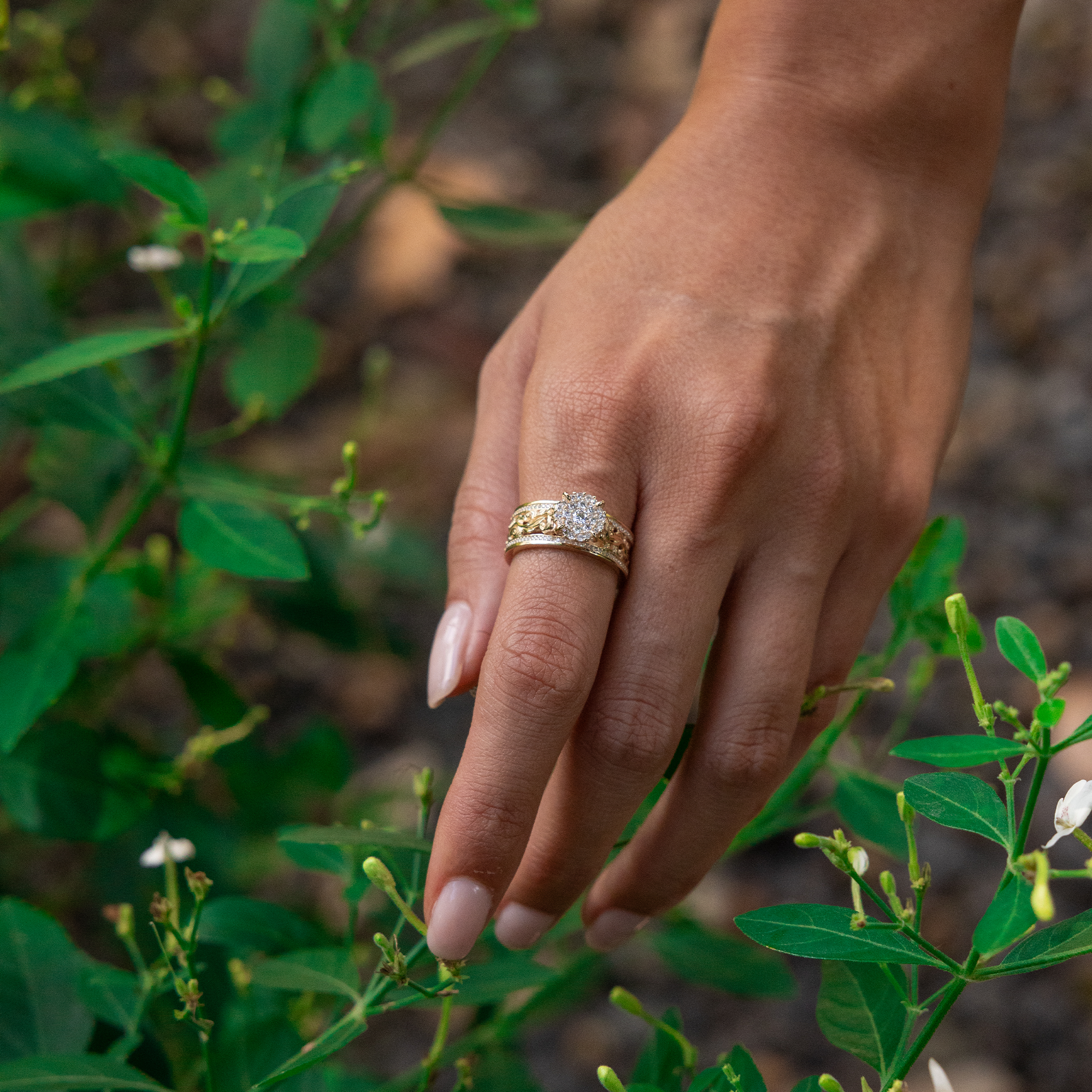 Living Heirloom Engagement Ring in Gold with Diamonds - 7mm