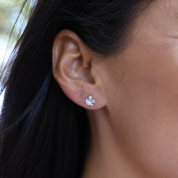 Maui Divers Jewelry Plumeria Earrings in White Gold - 7mm on Ear - Maui Divers Jewelry