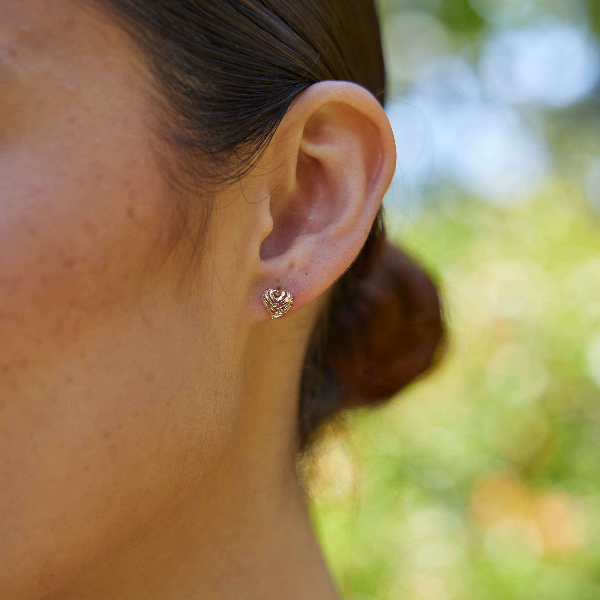 Aloha Heart Earrings in Gold - 7mm