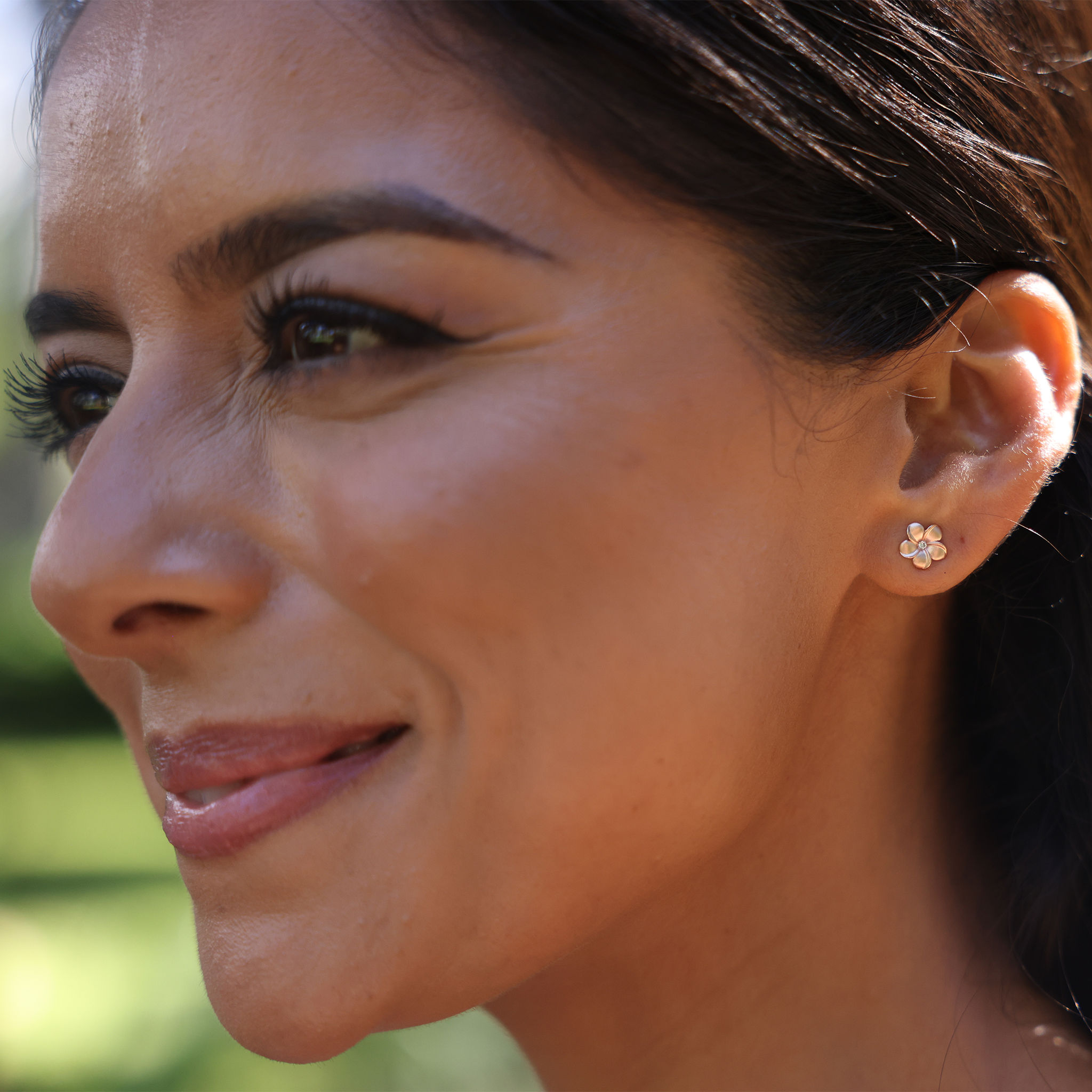Plumeria Earrings in Rose Gold with Diamonds - 8mm