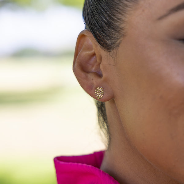 Tiny Monstera Earrings in Gold - 9mm