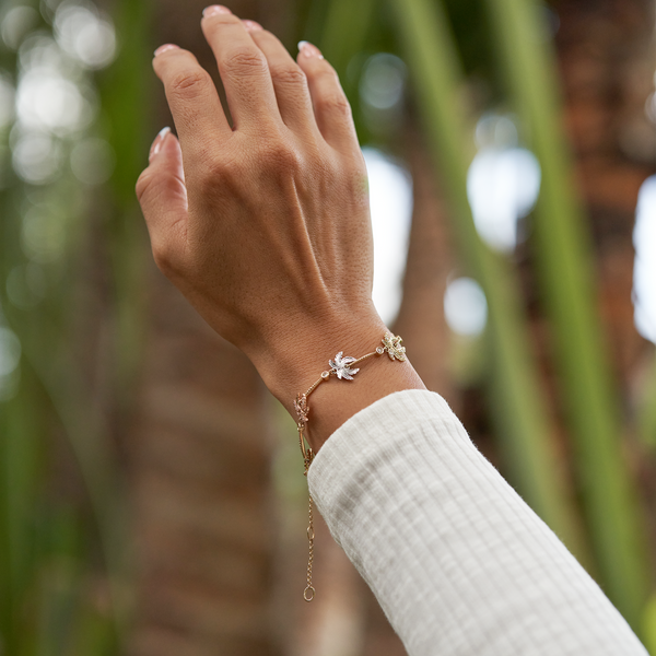 調整可能パラダイス・パラメーター - Tri カラー・ゴールドの Palm Tree Bracelet in Diamonds - Size - サイズ 6.5-8"