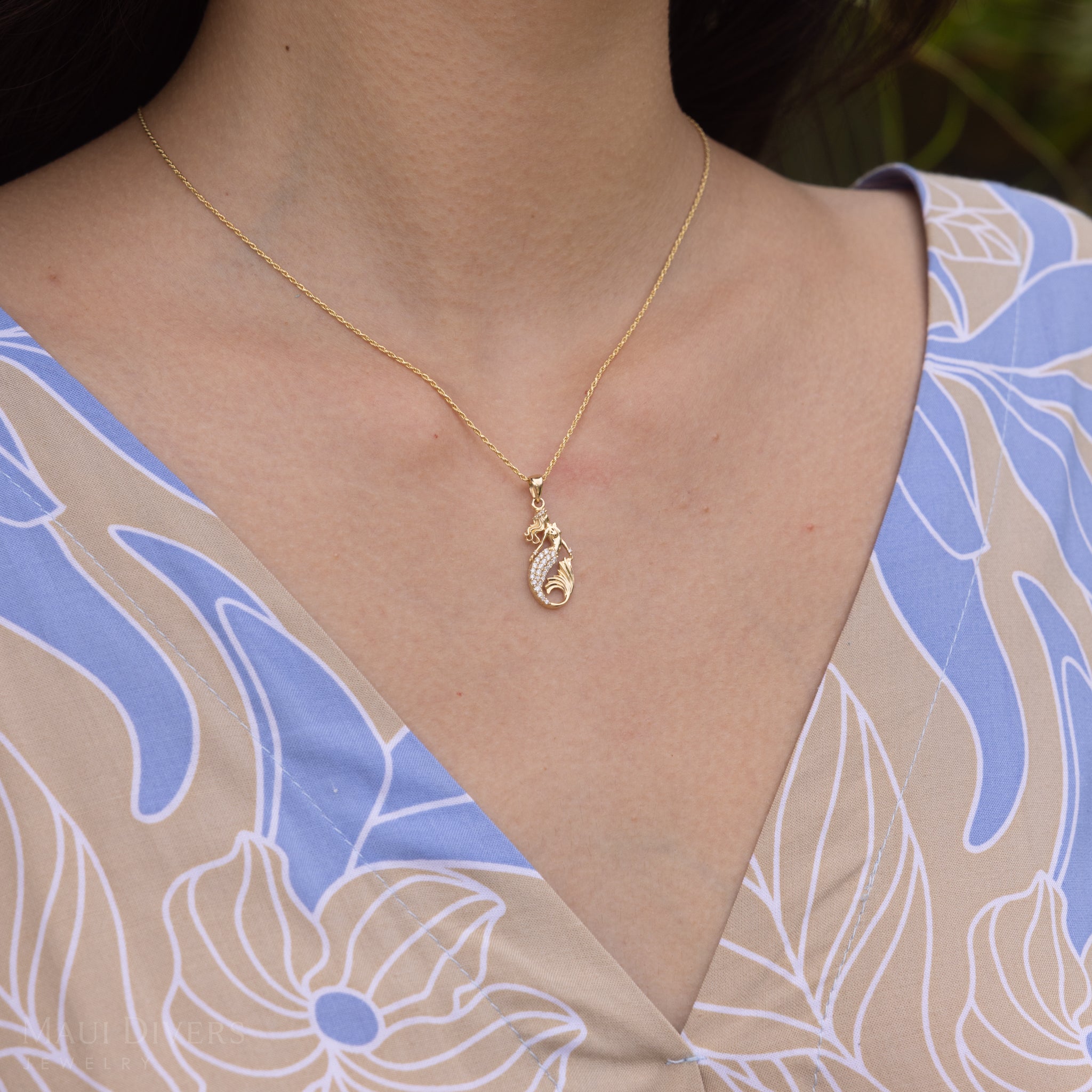 Sealife Mermaid Pendant in Gold with Diamonds - 24mm