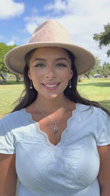 Video of a woman wearing a Heritage Tahitian Pearl Pendant in White Gold - 9-10mm - Maui Divers Jewelry